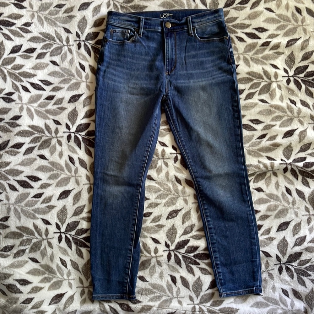 🌻Ann Taylor LOFT Skinny Jeans🌻